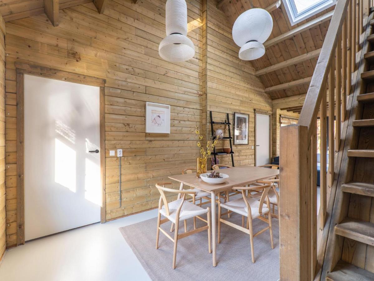 Cosy Wooden House Amid Woods In Soesterberg Utrecht Buitenkant foto